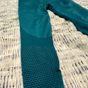 Fabletics Jade Green Sculptknit Legging by Fabletics Women’s S